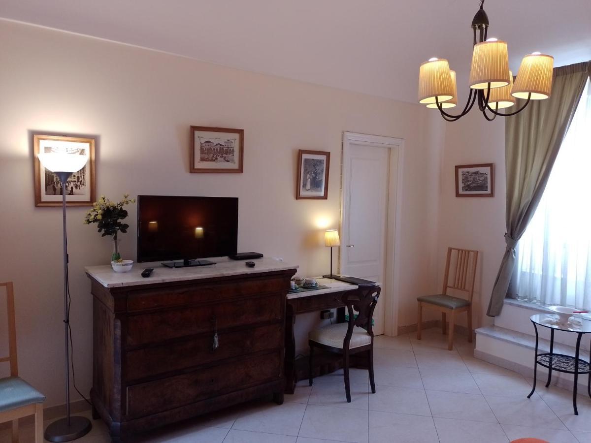 B&B Cupole E Campanili Napoli Eksteriør bilde