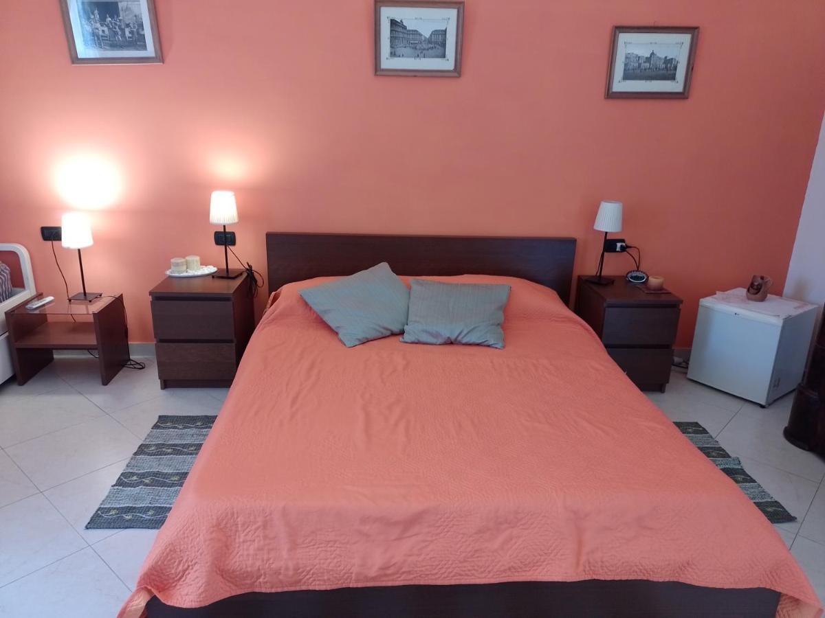 B&B Cupole E Campanili Napoli Eksteriør bilde
