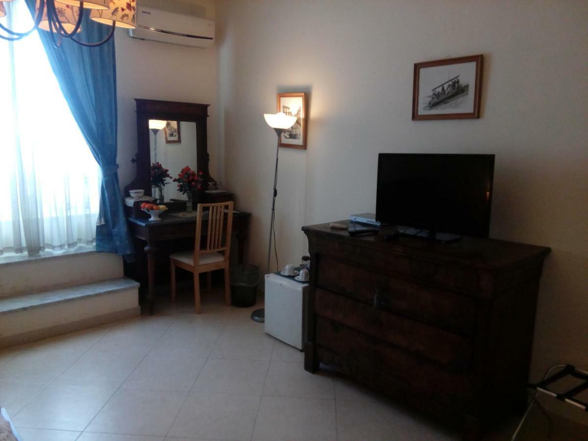 B&B Cupole E Campanili Napoli Eksteriør bilde